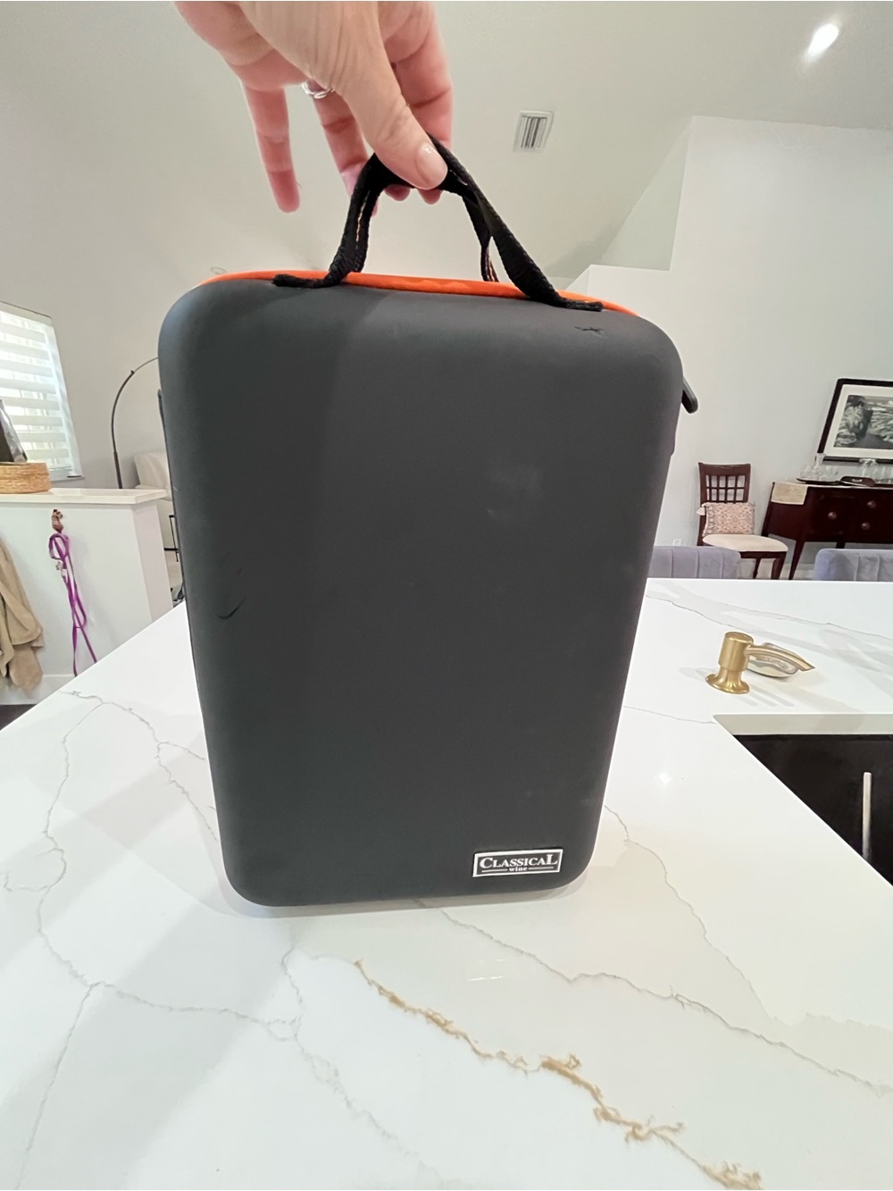 Hard side travel case with inside padding dividers to transport wine or bottles